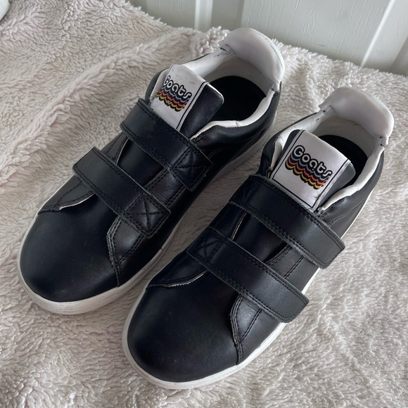 Goats black and white hook and loop strap sneaker - Picture 2 of 10